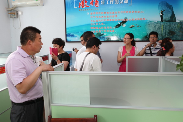 我校迎来甘肃张掖市教育参观考察团